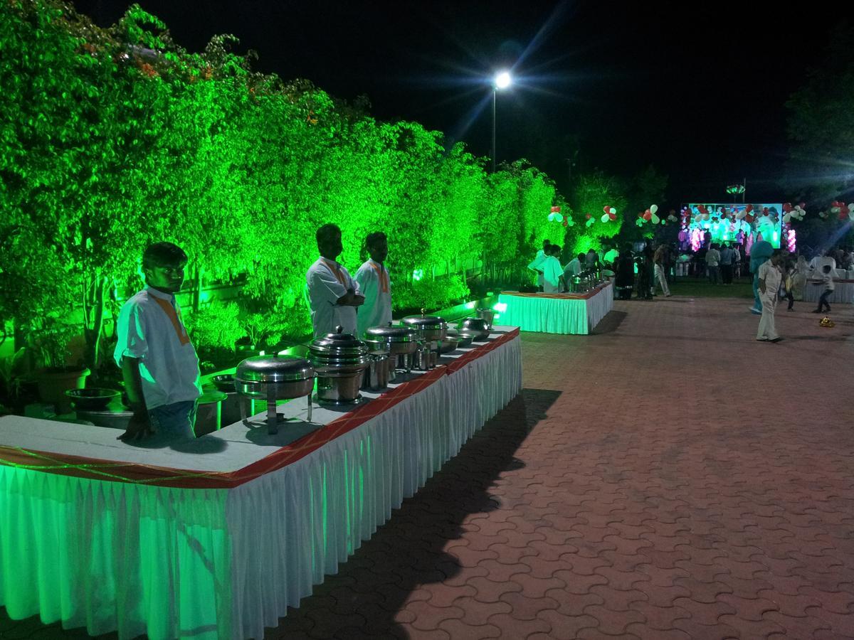 Hotel Ayodhya Kolhapur Exterior foto